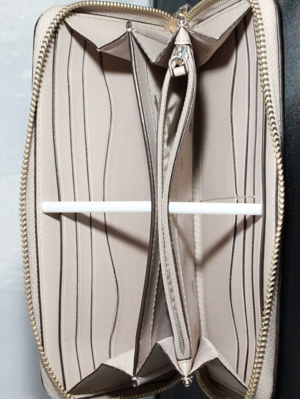 Kate Spade Leila Large Continental Wallet